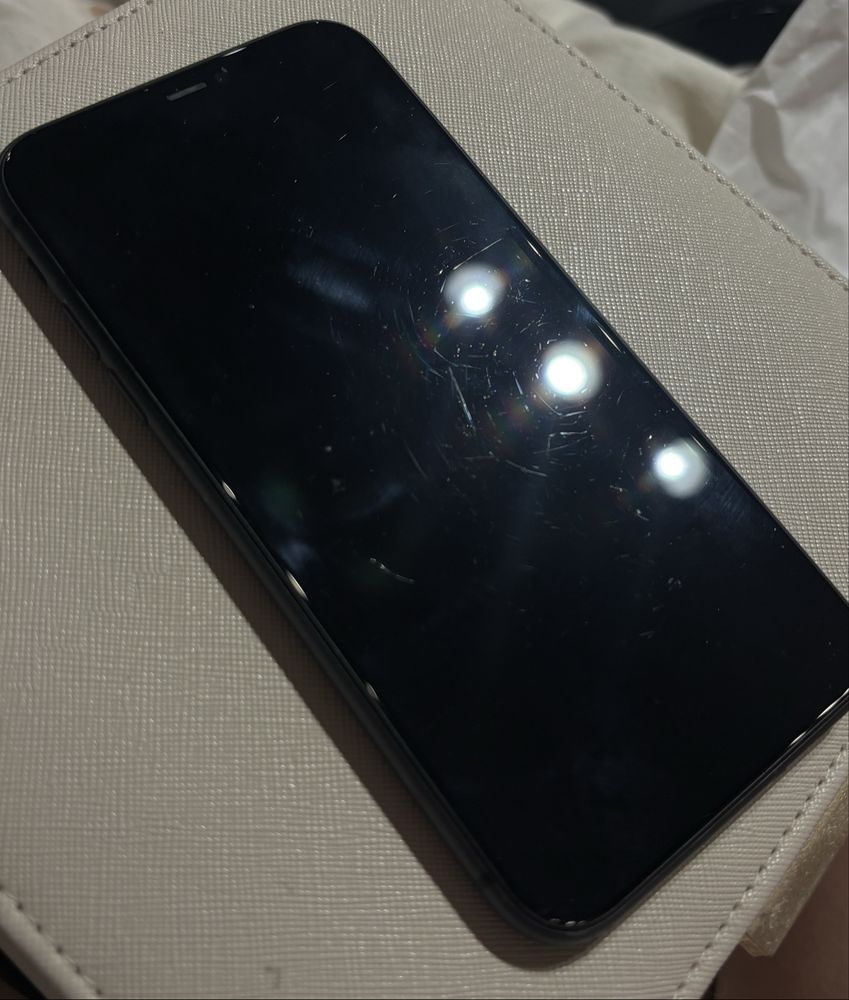 IPhone 11 stan dobry