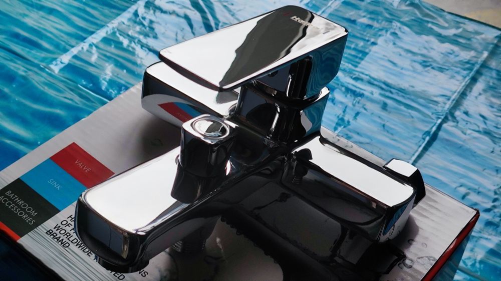 Смеситель, змiшувач для ванны Haiba Kubus 009 Euro 100% латунь