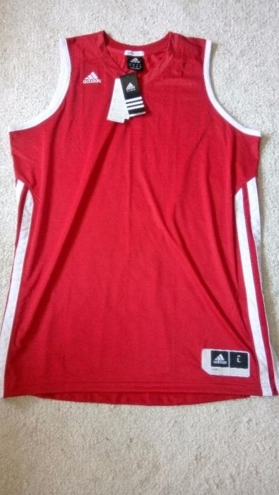 camisola Adidas novo