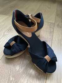 Buty damskie Tommy Hilfiger rozm 37