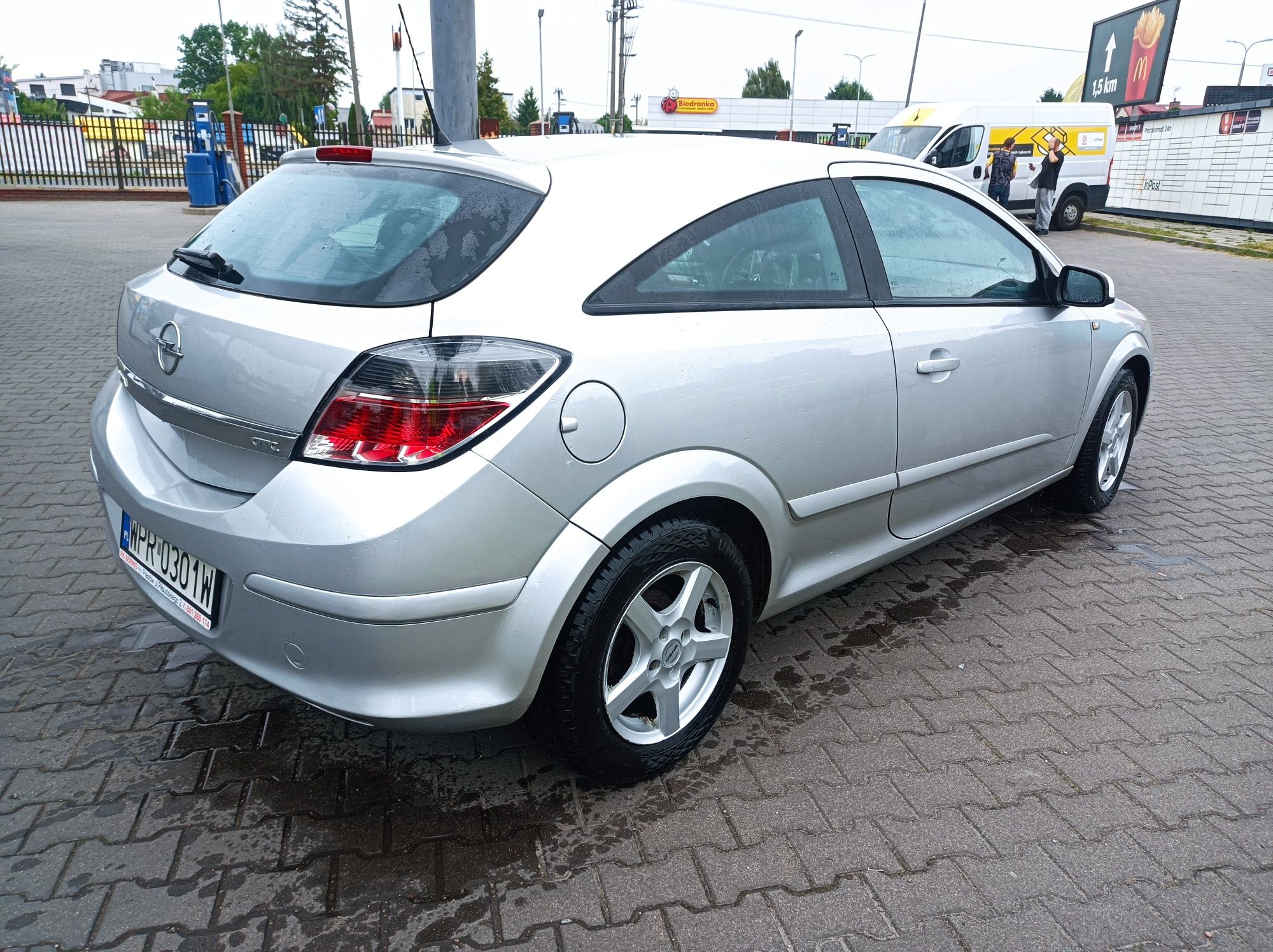Astra GTC 1,4-16v Bez korozji klima