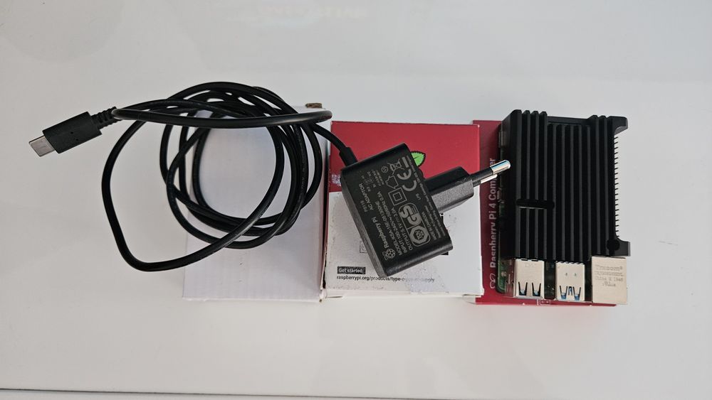 Raspberry Pi 4, 4GB, Zasilacz, obudowa