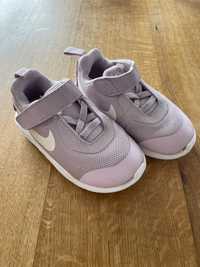 Nike tanjun sneakers 22