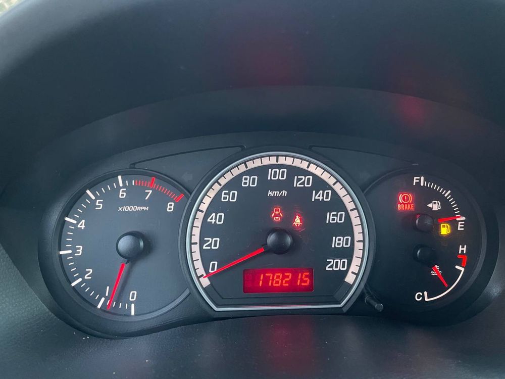 Suzuki Swift 1.3