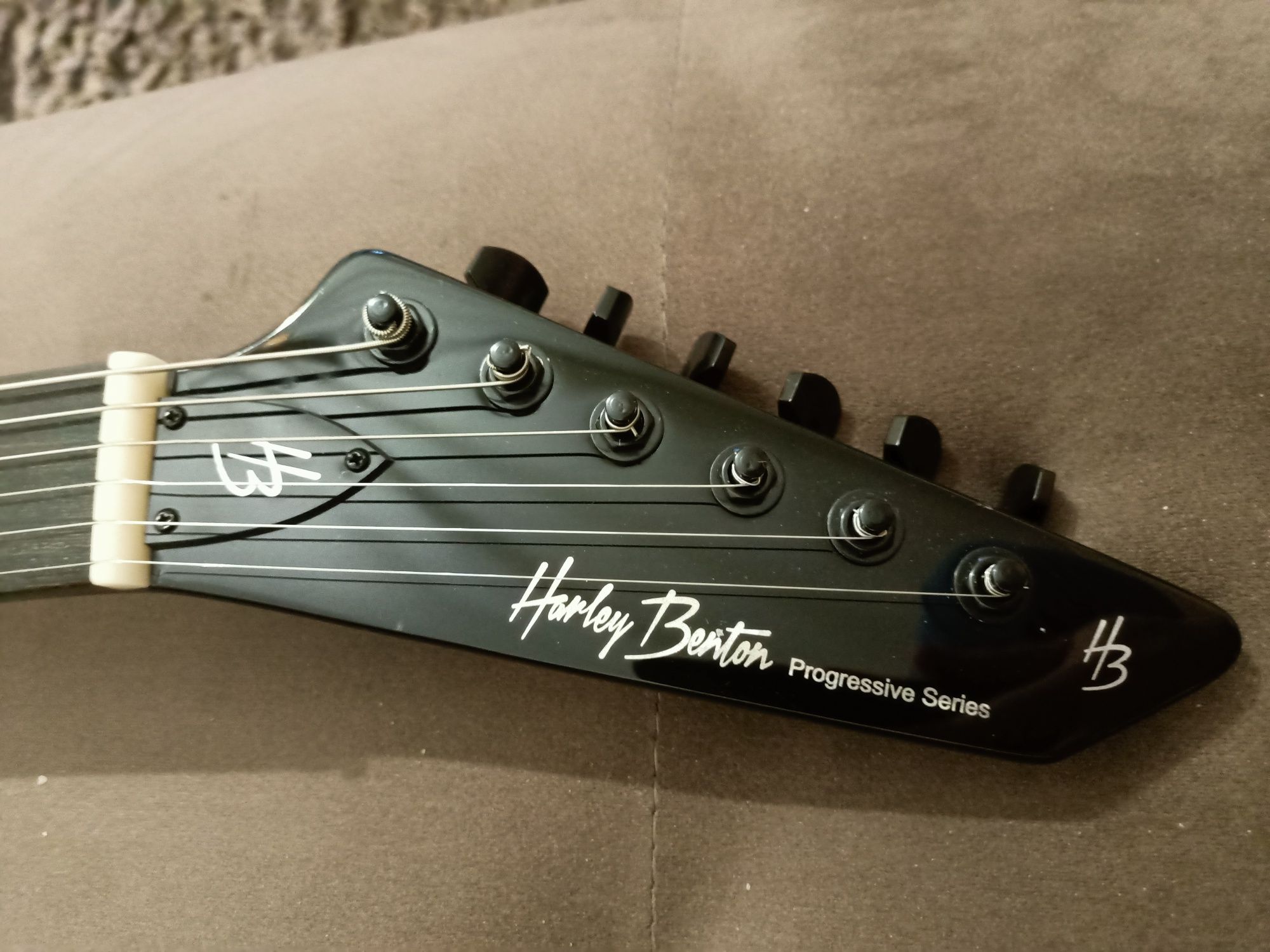 Harley Benton EX-84 Progresive Series gitara elektryczna