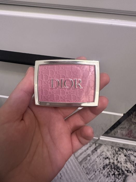 Róż dior  stan bardzo dobry