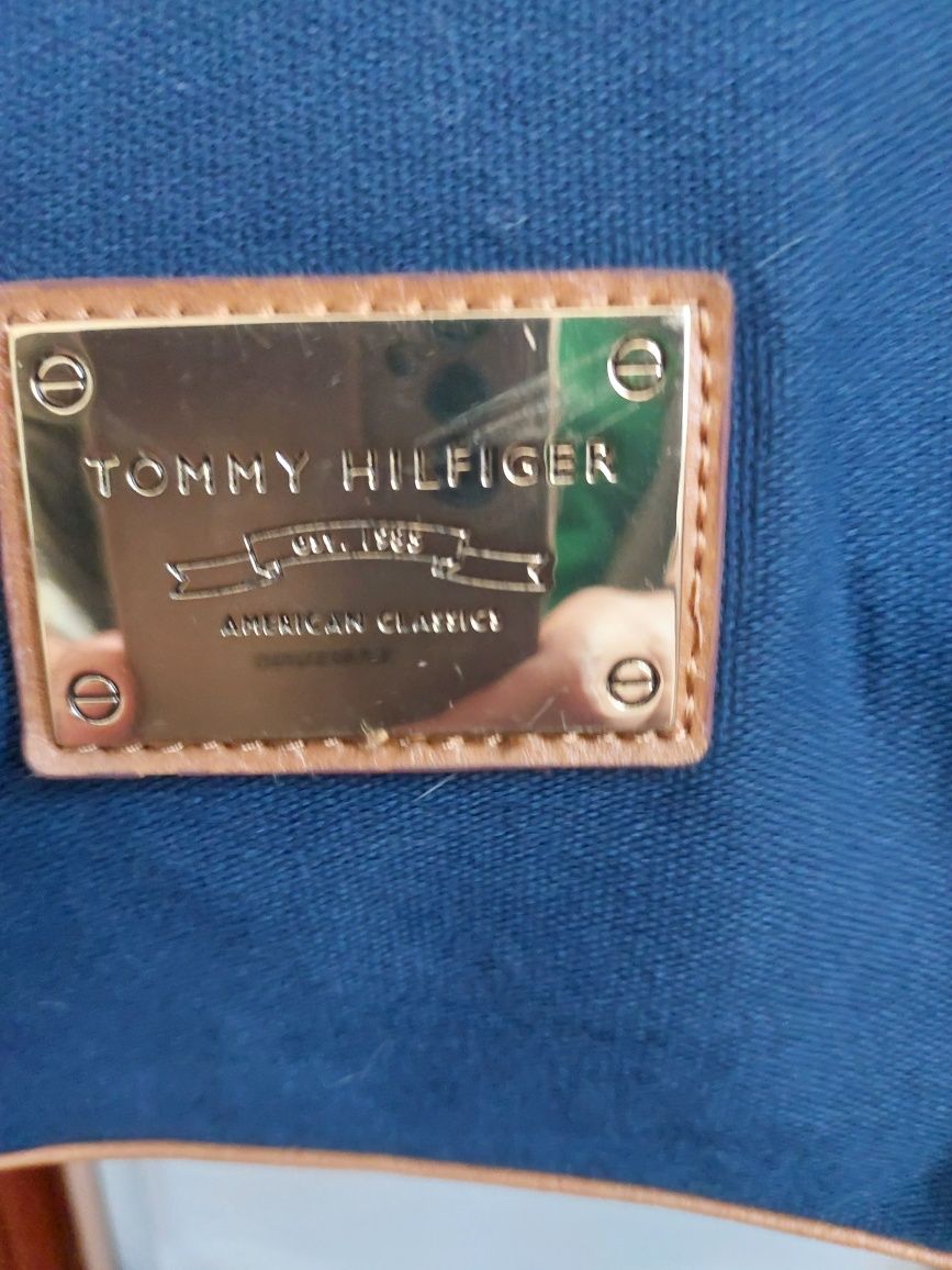 Сумка Tommy Hilfiger