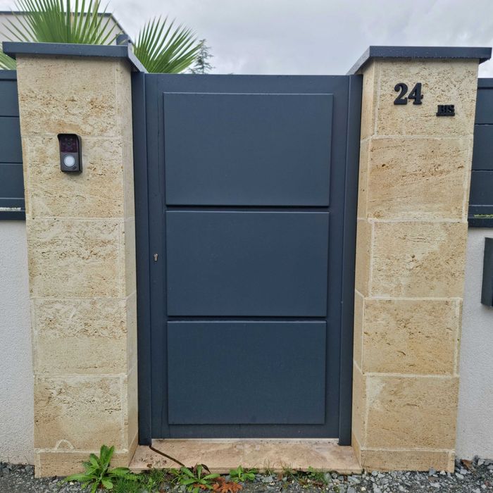 Portões de Alumínio Sob Medida - Fornecimento