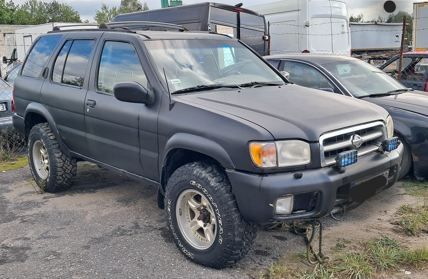 Nissan pathfinder 3.3 v6  - CZĘSCI