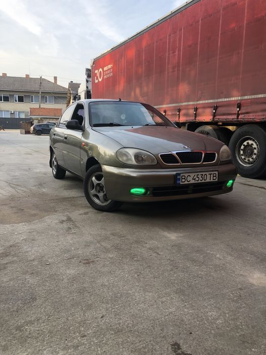 Продам Део ланос  в хорошому стані 1,5газ бензин газ вписаний