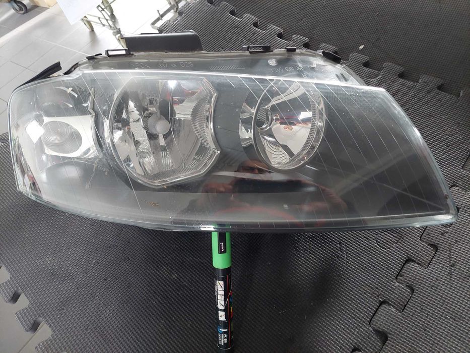 farol direito Audi A3