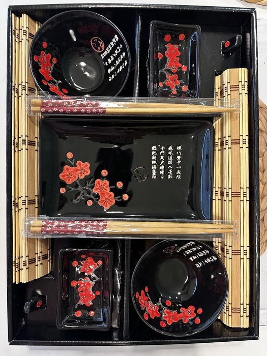 Набір посуду "Квітка гранату" для суші та сашимі 12 предметів