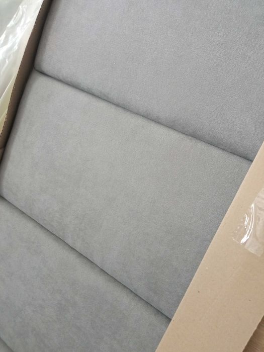 Ліжко м'яке з підйомним механізмом.