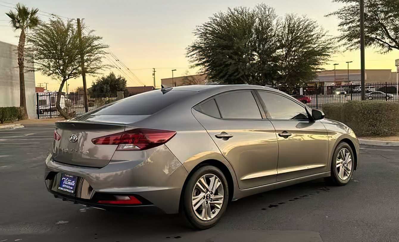 Hyundai Elantra 2019