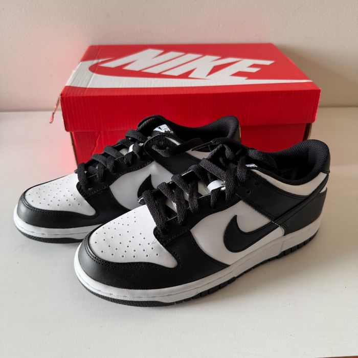 Nike Dunk Low Retro
White Black Panda (GS) - 38