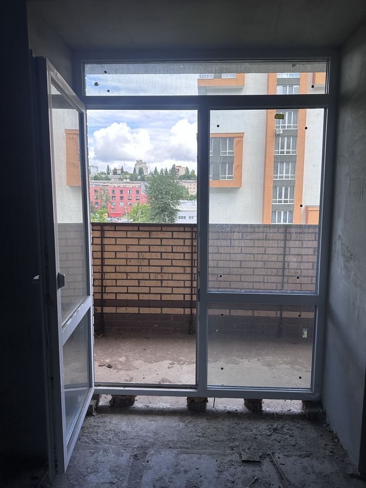 Двері на балкон