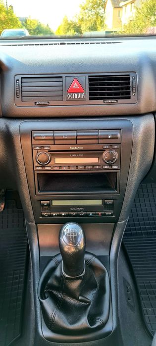 Skoda Octavia 1.6 MPI Ціла!