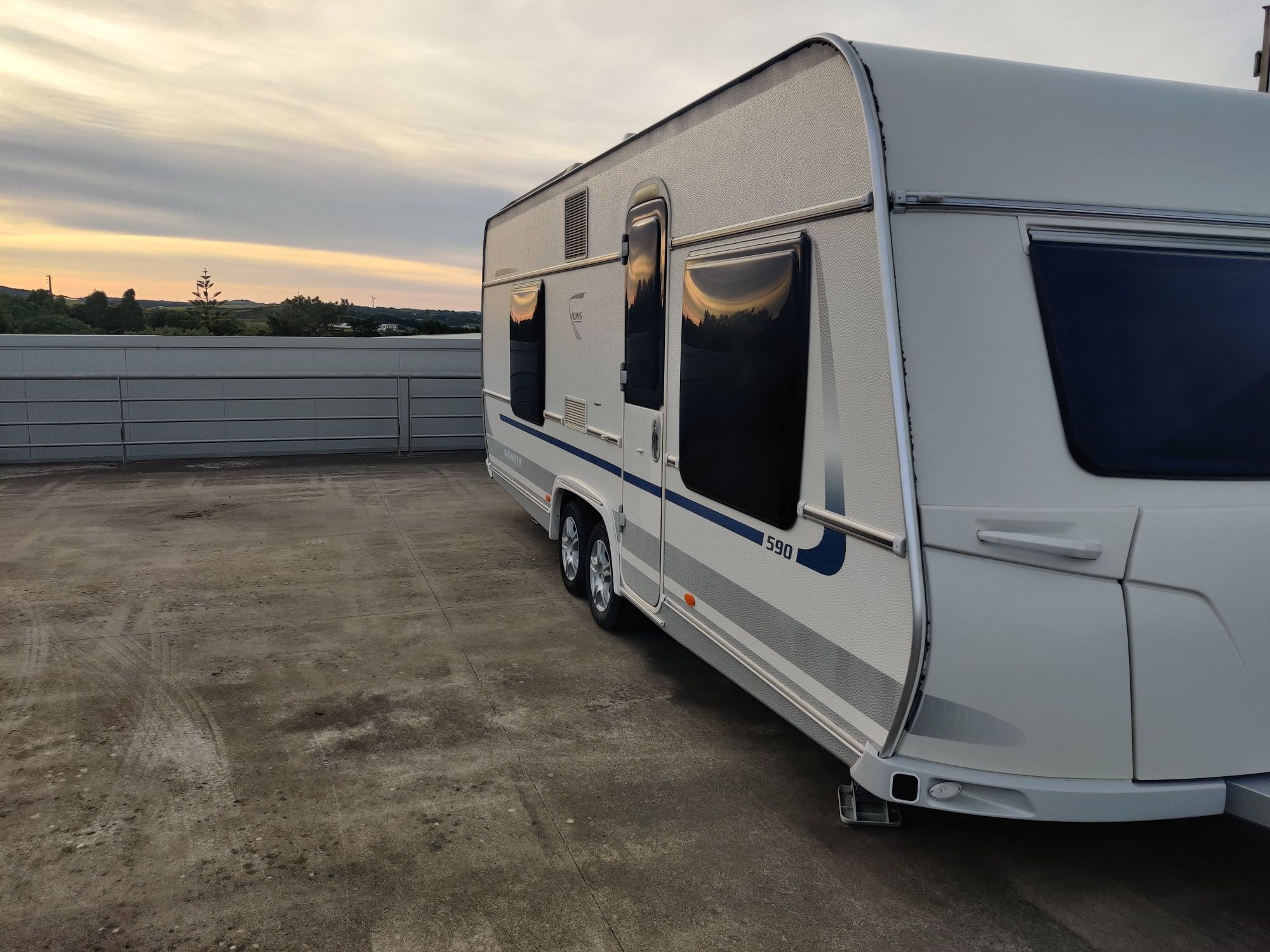 Caravana fendt 590