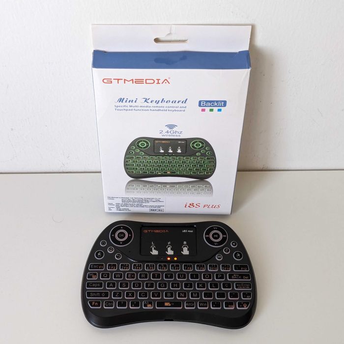 Comando Universal USB | Teclado QWERTY Português | Luz | Bateria | i8s