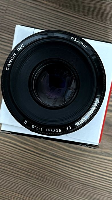 Objectiva Canon 50mm EF/1.8 II + filtro UV Hama 52mm