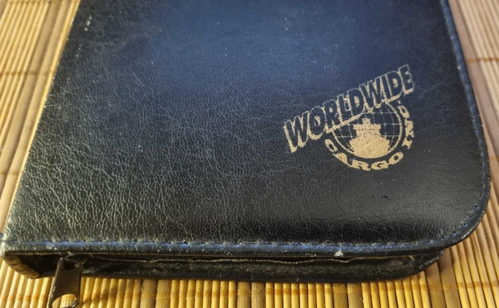 Канцелярский набор в пенале