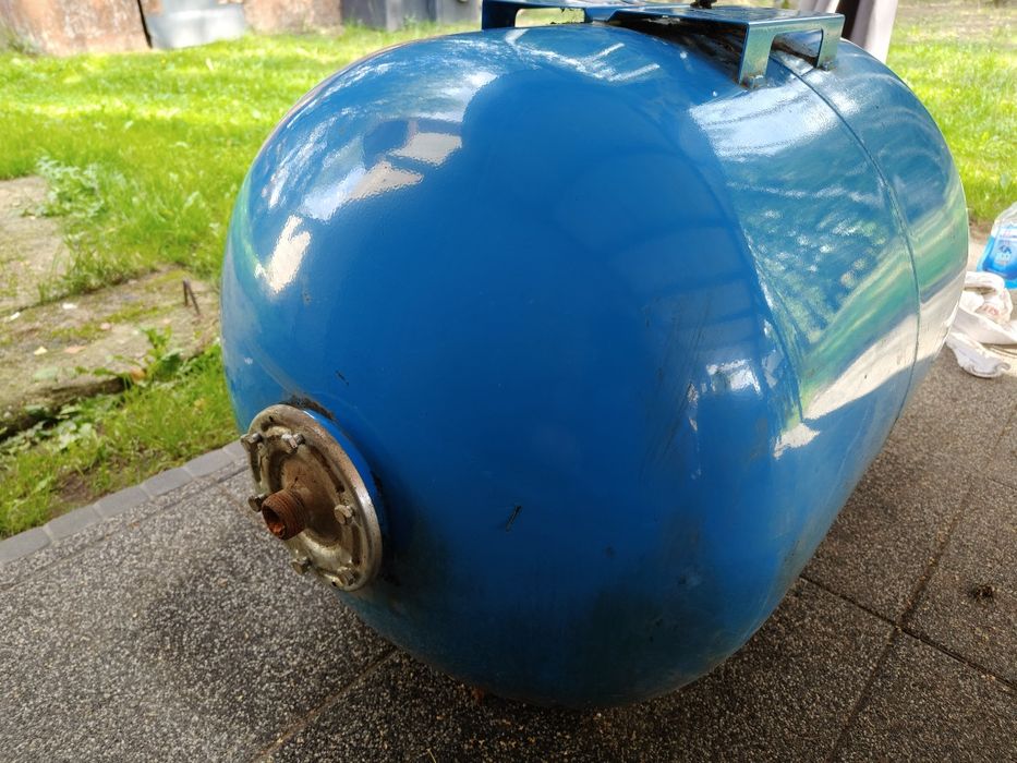 Sprzedam zbiornik hydroforowy 200 l.