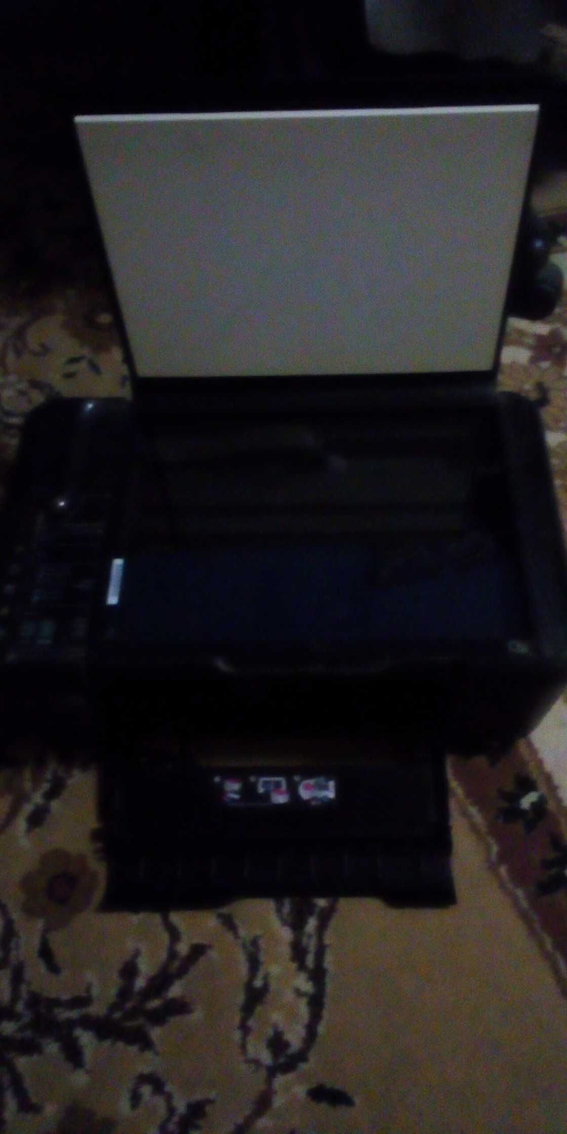 Принтер HP deskjet F4440