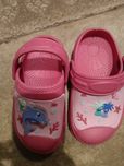 Klapki basenowe typu crocsy 24