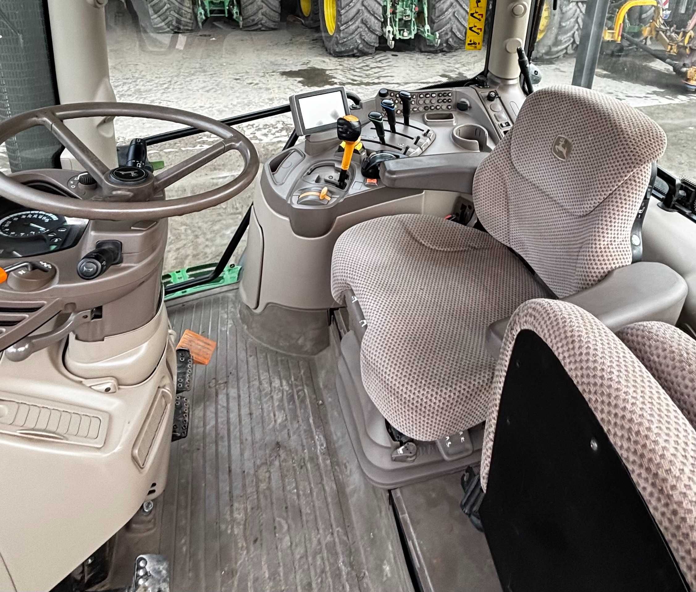 John Deere 6150R