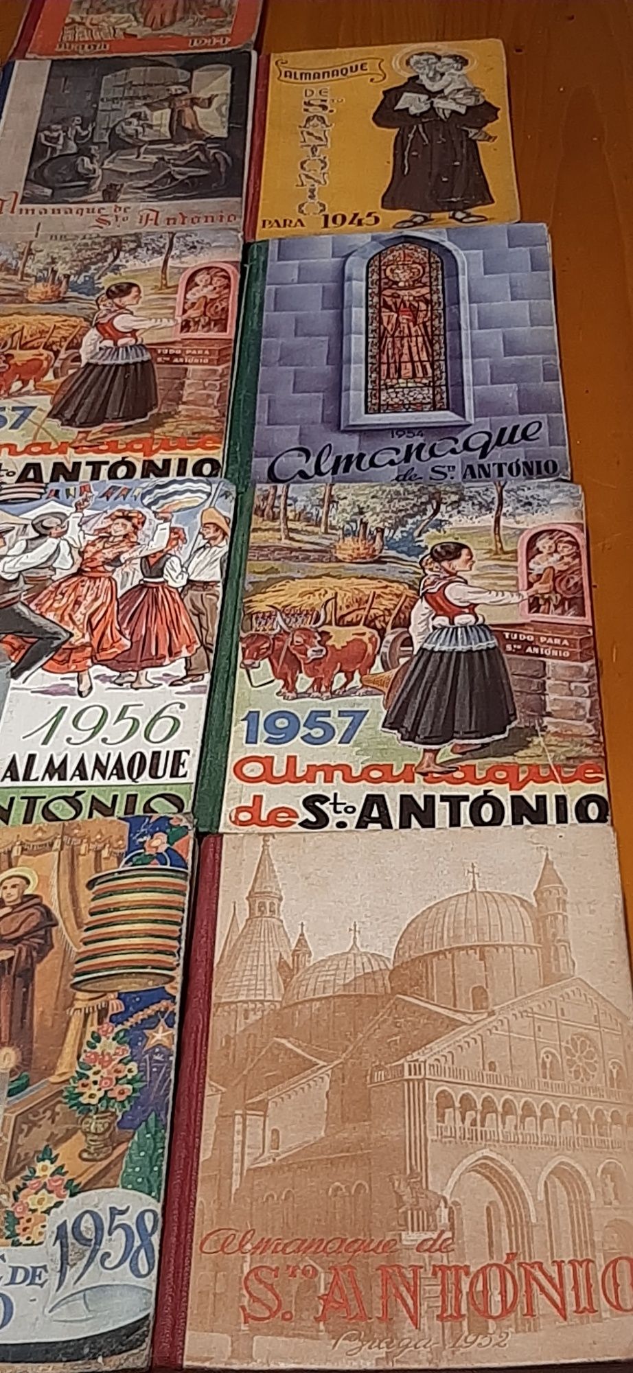 Antigos  Livros de Santo António São  13 em Excelente estado