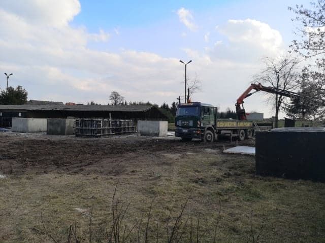 szamba, zbiorniki betonowe - Piotrków Trybunalski