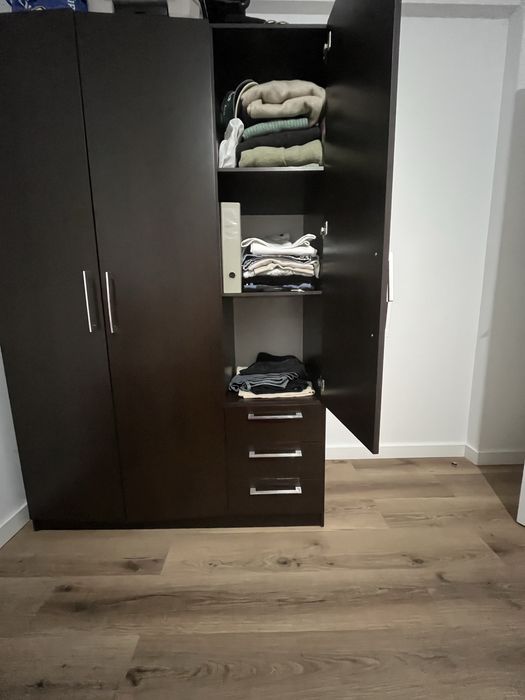 Amario do ikea castanho