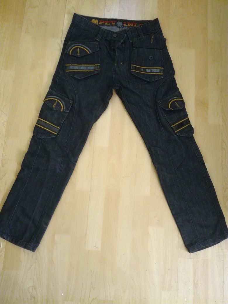 Jeans nr.34 pevian