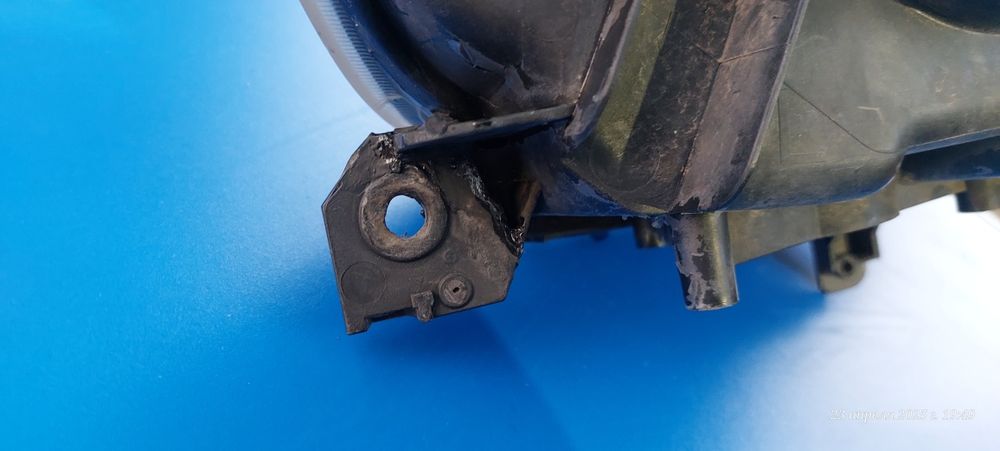 Фара передняя левая Mazda 3 bk хетчбек  (03-09г)