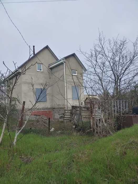 (13/1А) Продам невеликий капітальний будинок на ділянці 12 соток