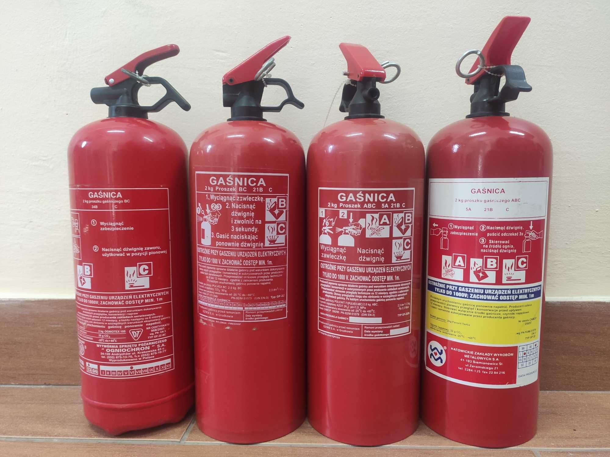 Gaśnica proszkowa 2kg z proszkiem ABC, GP2z