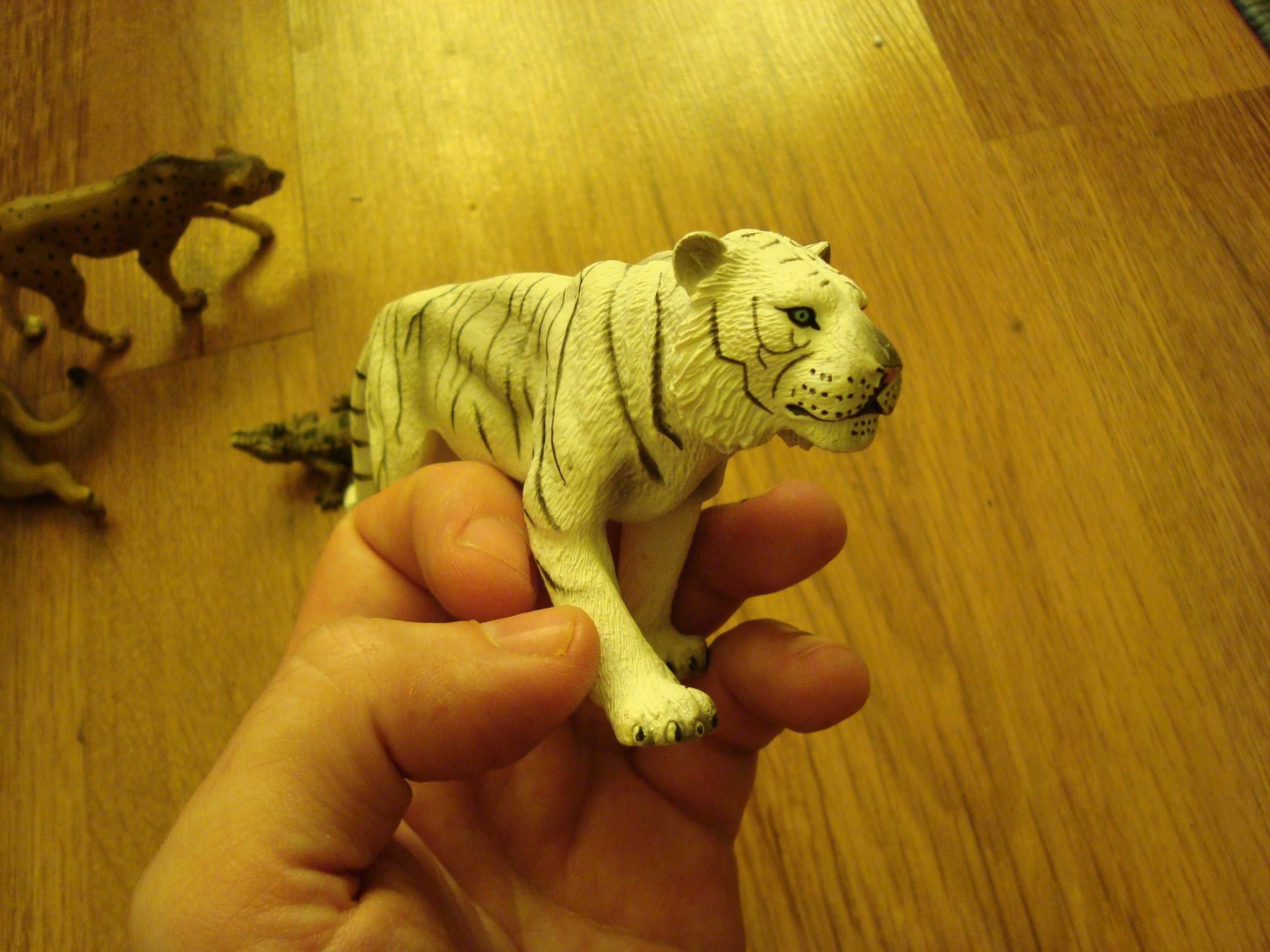 Zwierzęta Mojo Schleich Collecta Lew, Tygrys Gepard  figurki