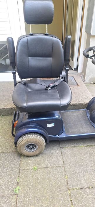Skuter wózek inwalicki elektryczny