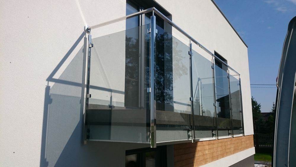 Balustrady,nierdzewne, szklane, konstrukcje stalowe. Hale, wiaty itp