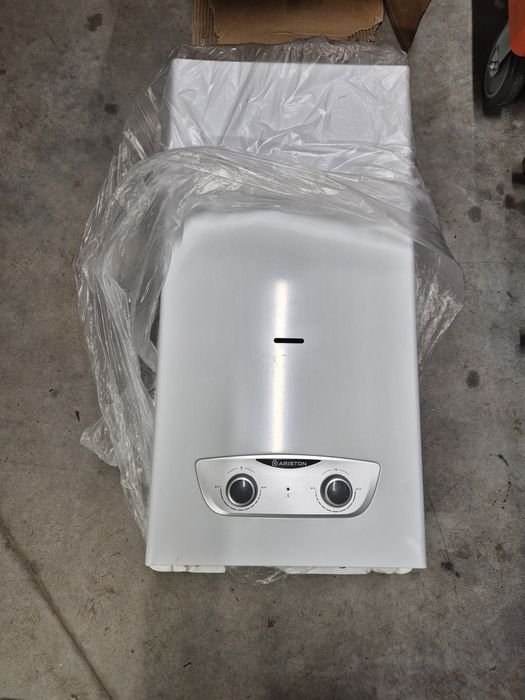 Ogrzewacz gazowy Ariston Fast R LPG nowy gwarancja