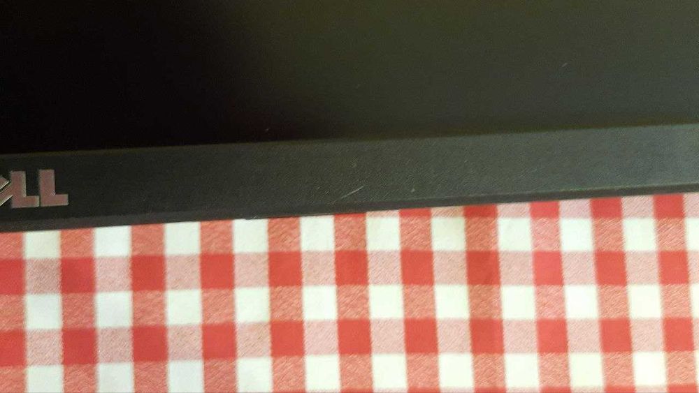 Monitor DELL P2217H - stan bardzo dobry