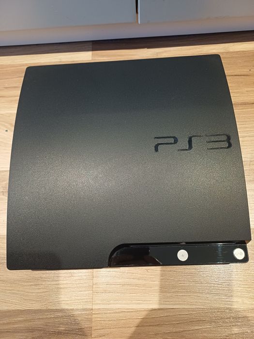 Playstation 3 slim + pad + 17 gier