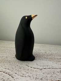 Hollohaza czarny pingwin z porcelany