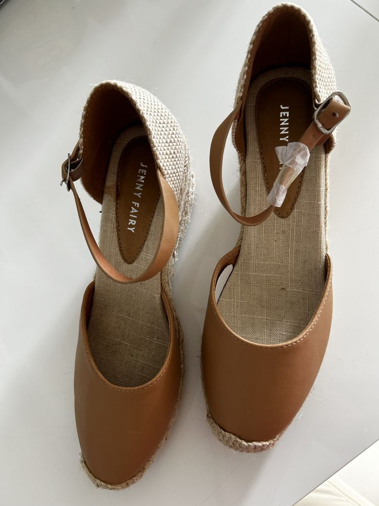 CCC i Jenny Fairy: Espadryle na koturnie r. 40 (nowe)