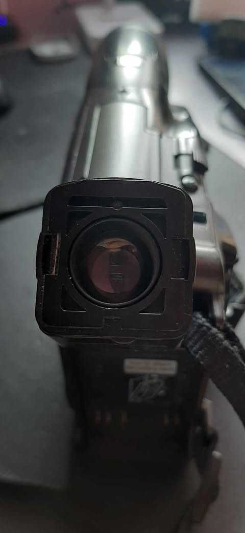 Kamera VHS-C Panasonic uszkodzona