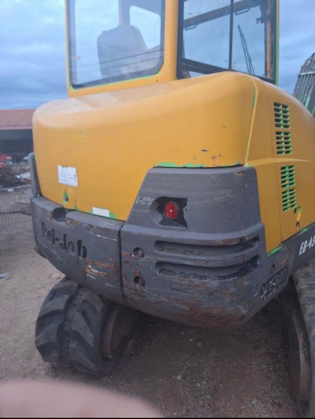 Vendo mini giratoria pel-job