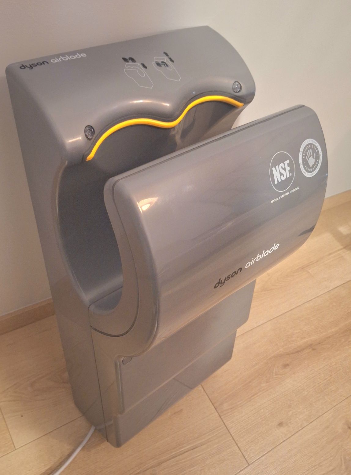 Suszarka do rak Dyson Airblade AB03