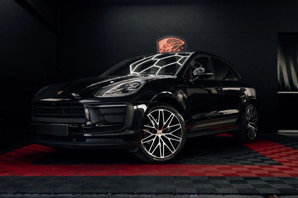 Porsche Macan Standard