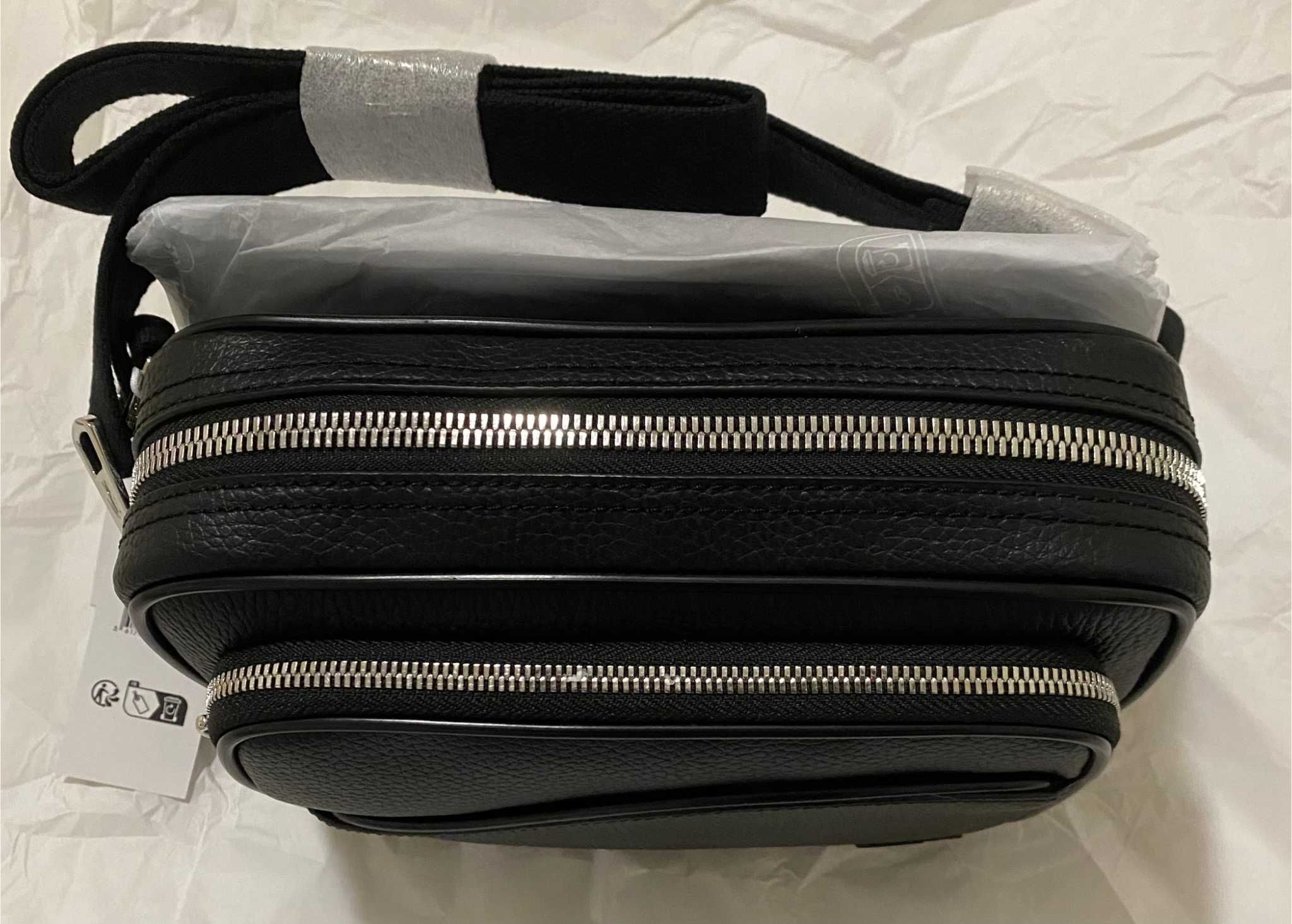 Lacoste Noir Angy Reporter Bag