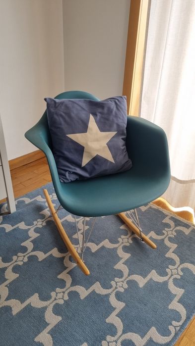 Cadeira Baloiço Azul como Nova